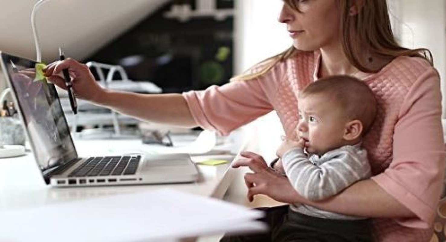 Werknemers met een gezin ervaren minder snel stress dan alleenwonende collega's zonder gezinsstructuur.